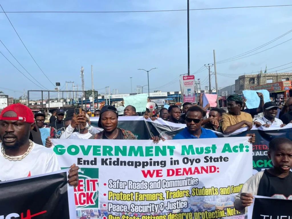 MASSIVE PROTESTS ERUPT IN IBADAN AS ACTIVISTS DEMAND RELEASE OF 47 ABDUCTION VICTIMS