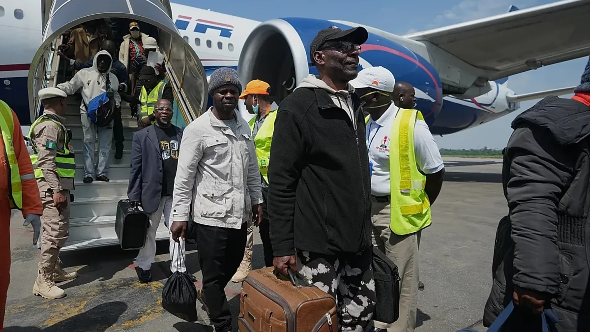 Fourth Evacuation Flight from South Africa Postponed Over Aircraft Technical Fault