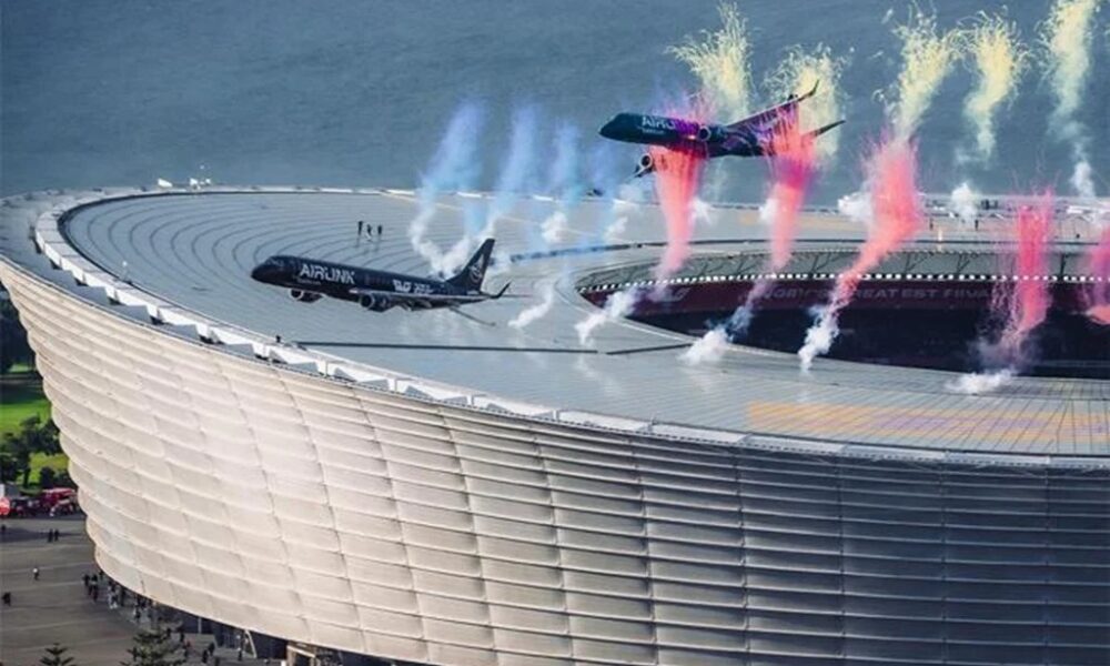 Two jets – one wrapped in green and one in black – coupled with an astonishing double flyover over the DHL Stadium in Cape Town on Saturday, mere moments before the Rugby’s Greatest Rivalry test match between South Africa and New Zealand, had the entire world buzzing.