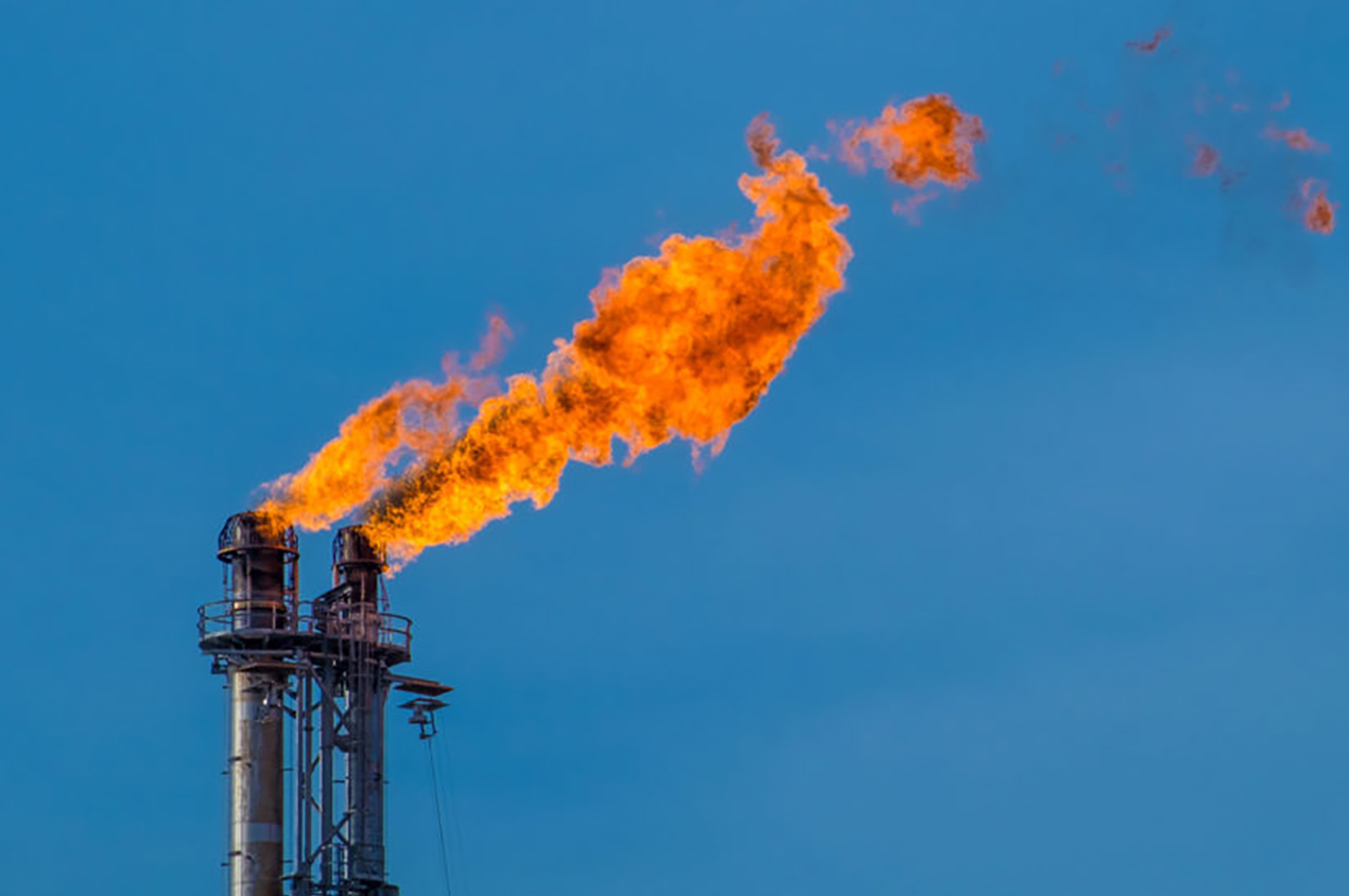 FG Moves to Revoke Flare-Gas Licences Over Continued Gas Flaring